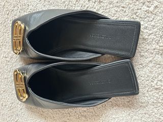 Balenciaga zapatos planos destalonados