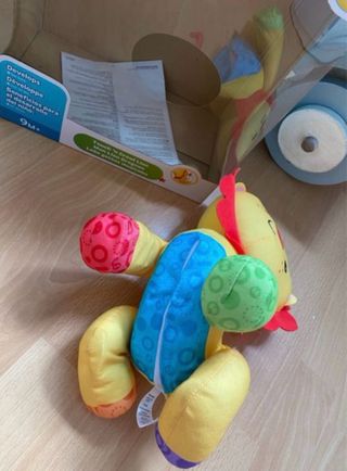 León gateos musicales Fisher Price