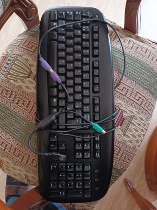 Teclados para ordenador Logitech, etc.