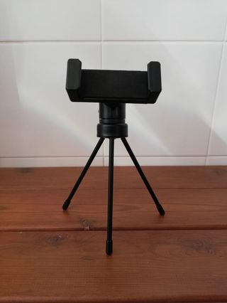 Mini trípode en buen estado para teléfono móvil