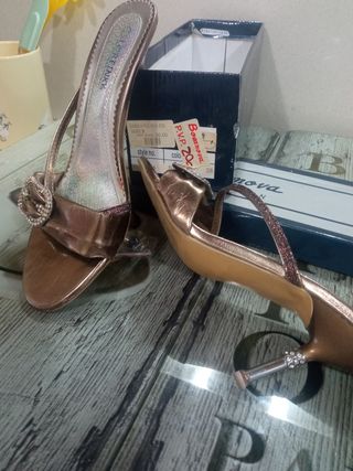 Para Vestir con Glamur Comuniones, Bodas Elegante