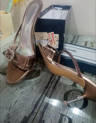 Para Vestir con Glamur Comuniones, Bodas Elegante