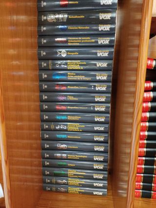 Enciclopedias/Guia Escolar VOX