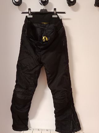 EQUIPAMIENTO COMPLETO MOTO MUJER USADO DOS VECES