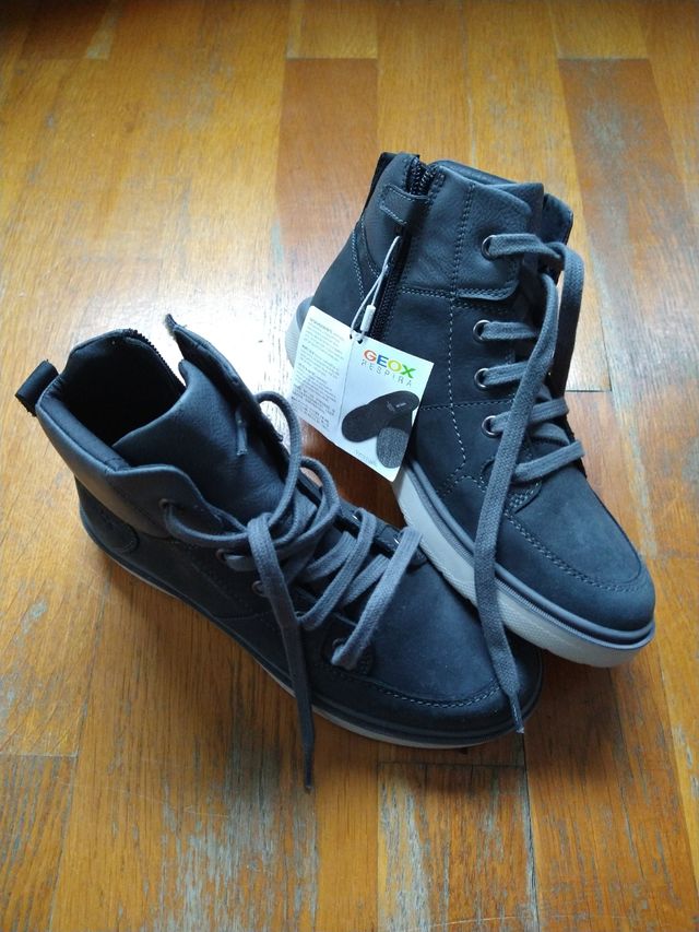 Botas Geox niño T.35 NUEVAS