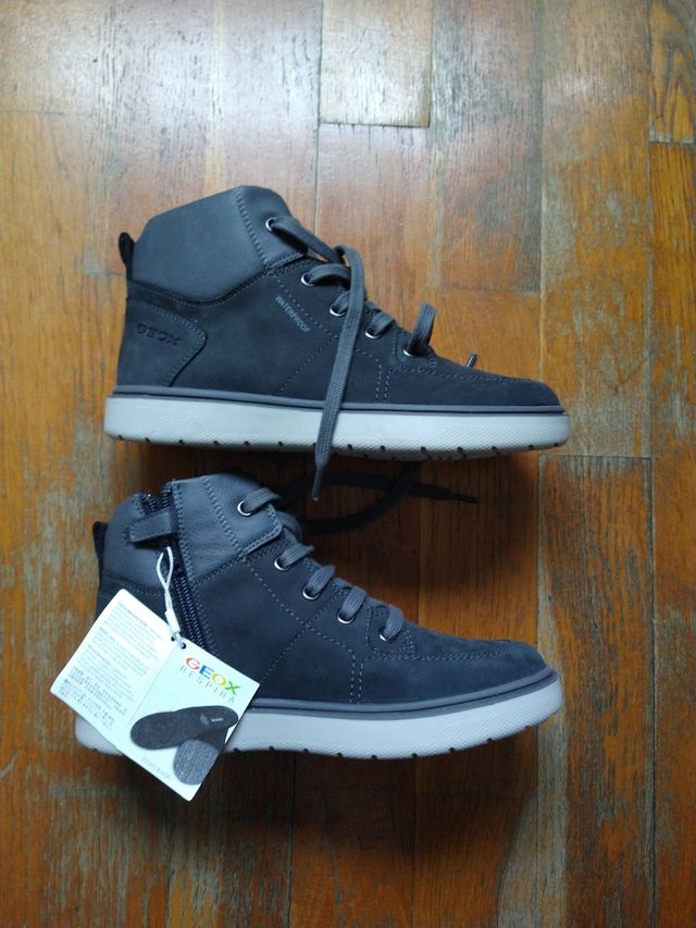 Botas Geox niño T.35 NUEVAS