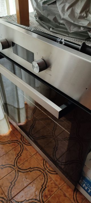 Horno marca Beko