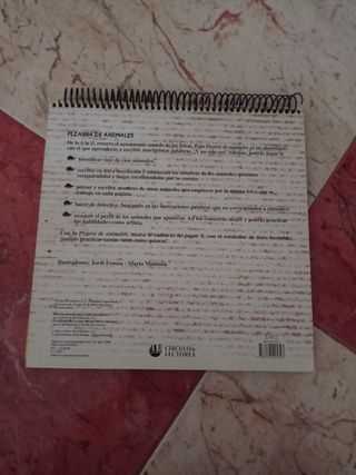 pizarra de dados y pizarra de animales