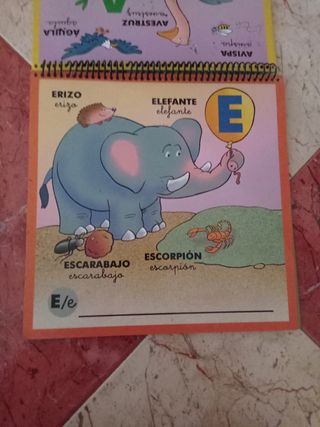 pizarra de dados y pizarra de animales