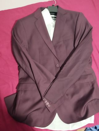 Traje para celebraciones