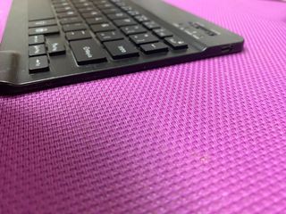 Teclado Bluetooth + Cargador
