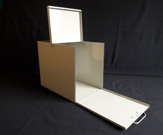 LIPS. Caja De Seguridad de Banco.