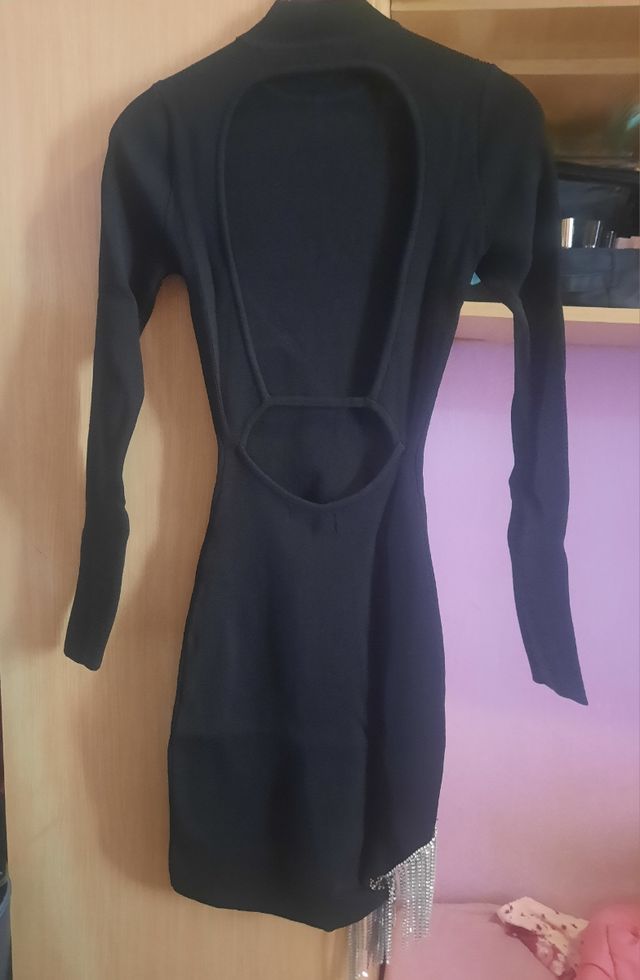 Vestido licra Bershka XS pedrería= 20€