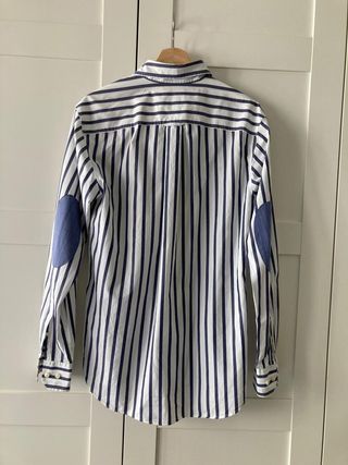 Camisa de manga larga blanca con rayas de Pedro de