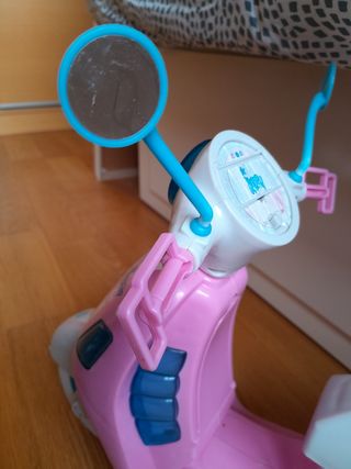 MOTO DE JUGUETE PARA LA NANCY