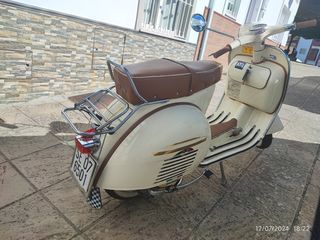 Vespa 150s