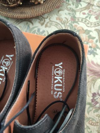 Zapatos yokus