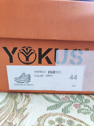 Zapatos yokus