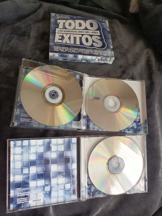Todo éxitos. Los 40 números uno del año 2003. 2 CD