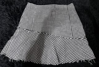 mini falda zara XS
