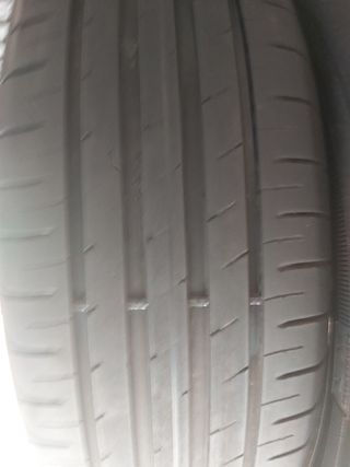 Neumaticos  215/65/17 99v