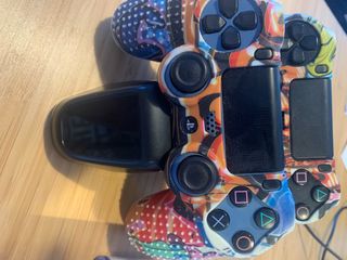 Playstation 4 completa con juegos 