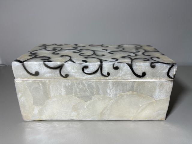 Caja de nácar.