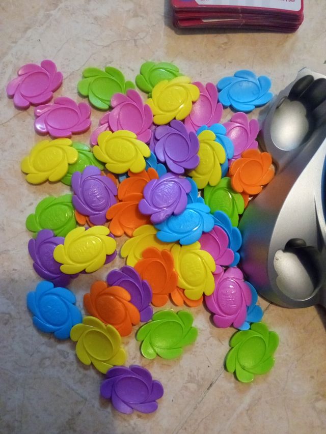 Juego de mesa "Solo chicas"