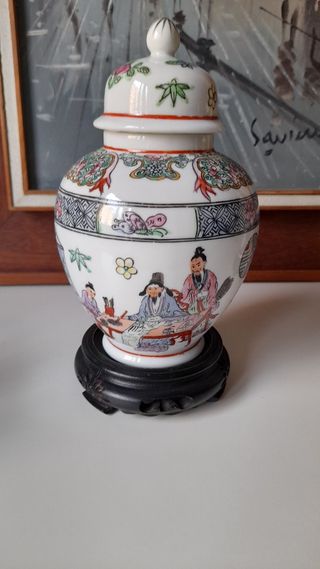 Jarrones, Tibor Chino