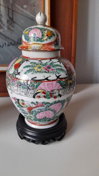 Jarrones, Tibor Chino