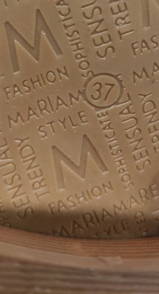 Sandalias tacón bajo Mariamare