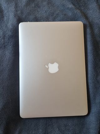 MacBook Air 13" (4)