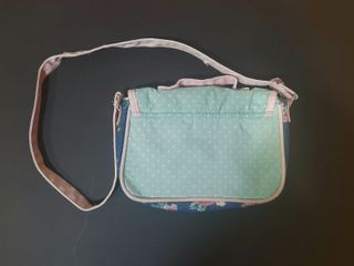 Bolso infantil Claire´s flores y mariposas