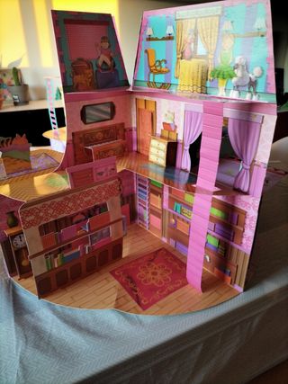 Casa de muñecas desplegable