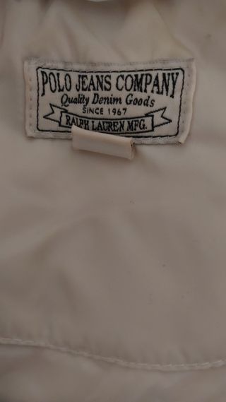 Anorak abrigado con capucha casi nuevo