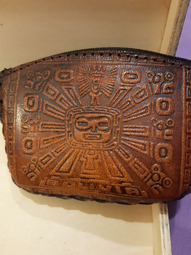 Monedero piel boliviano