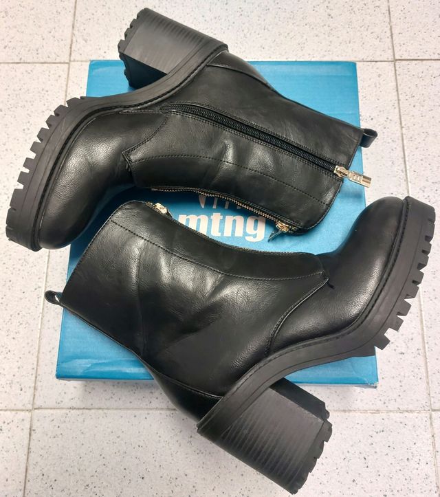 Botines negros Mustang