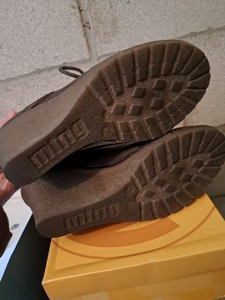 Botín cuña mustang