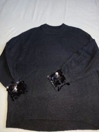 Jersey negro abalorios