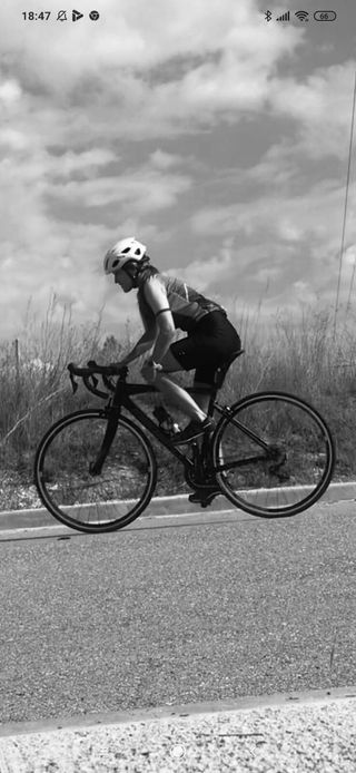 Bicicleta de carretera, MEGAMO R10 105 11S