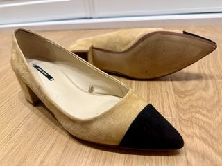 Zapatos tacon beige