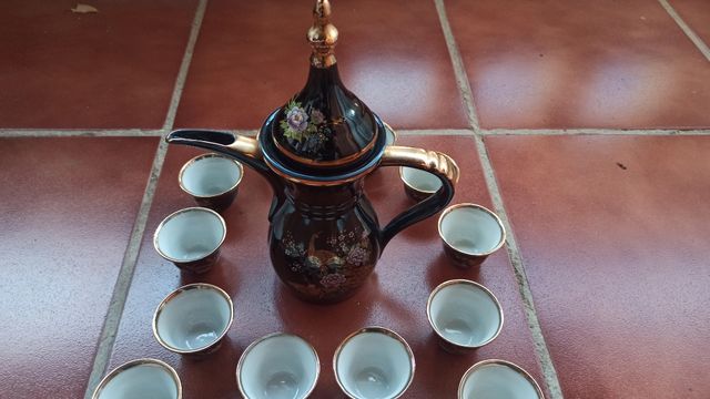 Antiguo juego de sake japonés