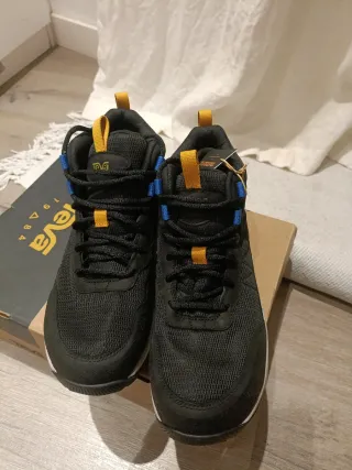 Botas de montaña Teva mujer