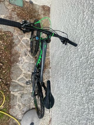 Bicicleta Scott Genius 740