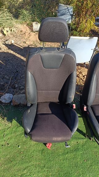 Asientos semipiel Mercedes clase A