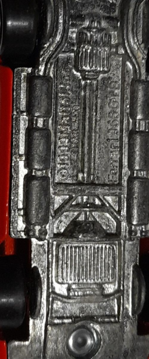 Ferrari 365 + Riley & scot Hotwheels