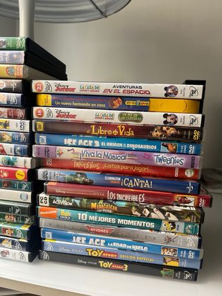 SUPERLOTE DE 70 DVD INFANTILES+REPRODUCTOR DE DVD