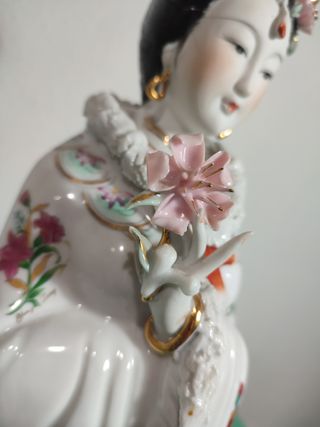 Geisha Elegante Porcelana