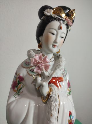 Geisha Elegante Porcelana