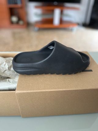Yeezy Slides Onyx